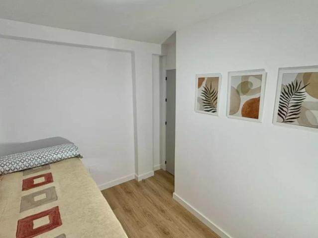 2 bedroom apartment for rent in Zaragoza, all bills included