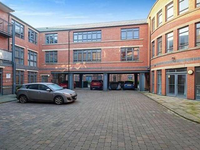2 Bedroom Apartment For Rent In 100 Warstone Lane