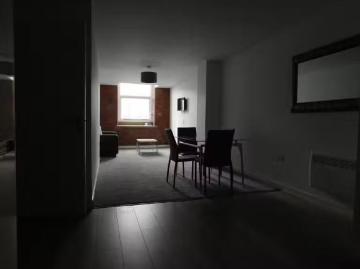 2 bedroom apartment for rent in 1 Balme Street, City Centre, B.