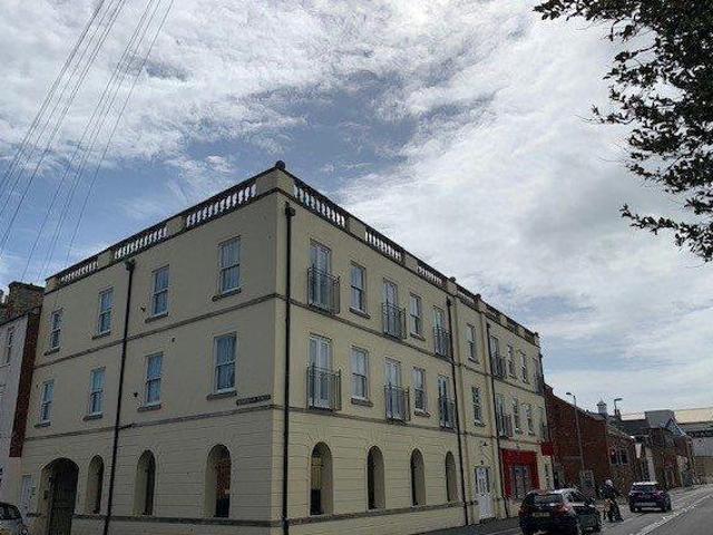 2 Bedroom Apartment For Rent In 35 Commercial Road