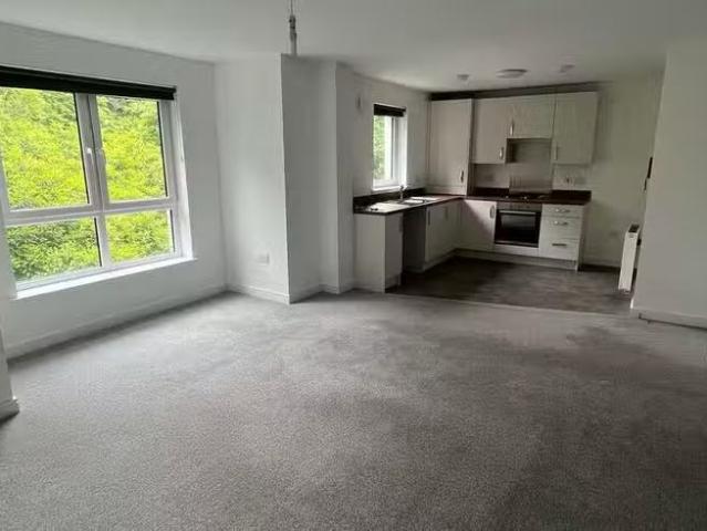 2 bedroom apartment for rent in 62 Kaims Crescent, Livingston.