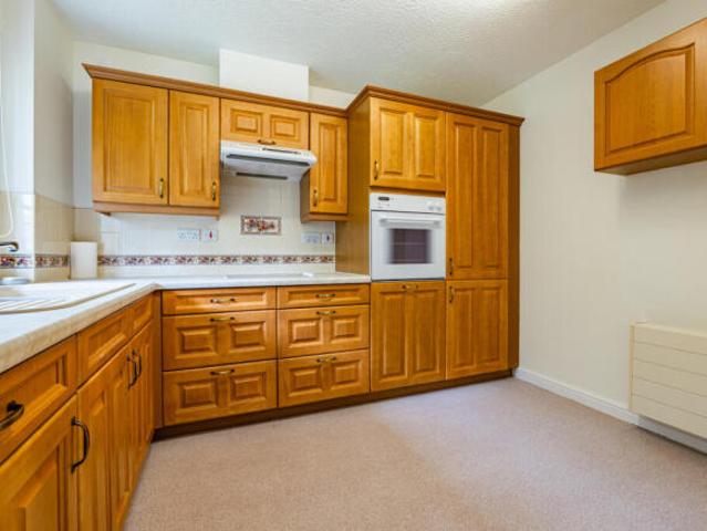 2 bedroom apartment for sale in Minster Court, Bracebridge Heath, Lincoln, LN4