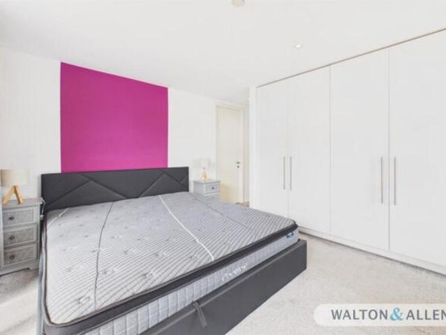 2 bedroom apartment for sale in Nottingham One Entrance A, Canal Street, NG1