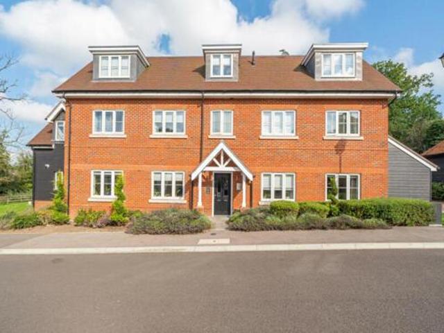 2 Bedroom Apartment For Sale In Bracknell, Berkshire