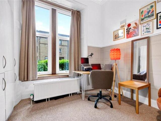 2 bedroom apartment for sale in Cartha Street, Shawlands, G41