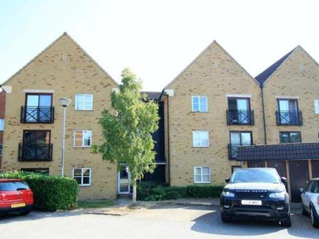 2 Bedroom Apartment For Sale In Chafford Hundred, Grays