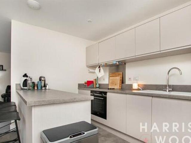 2 Bedroom Apartment For Sale In Colchester, Essex