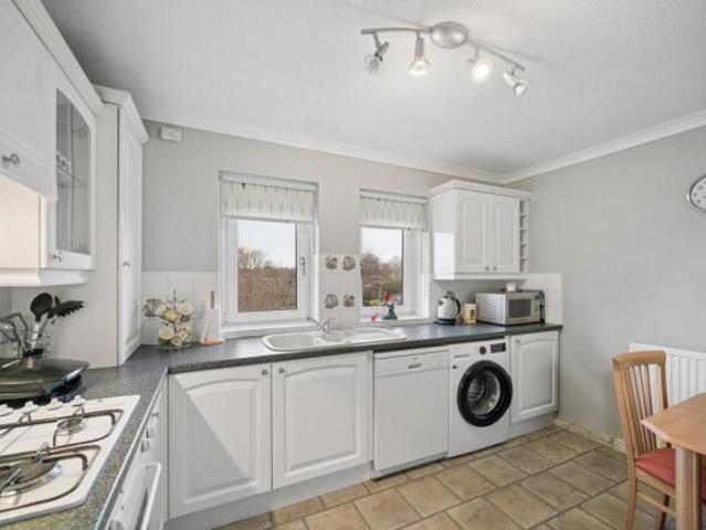 2 bedroom apartment for sale in Durward Court, Shawlands, Glasgow, G41