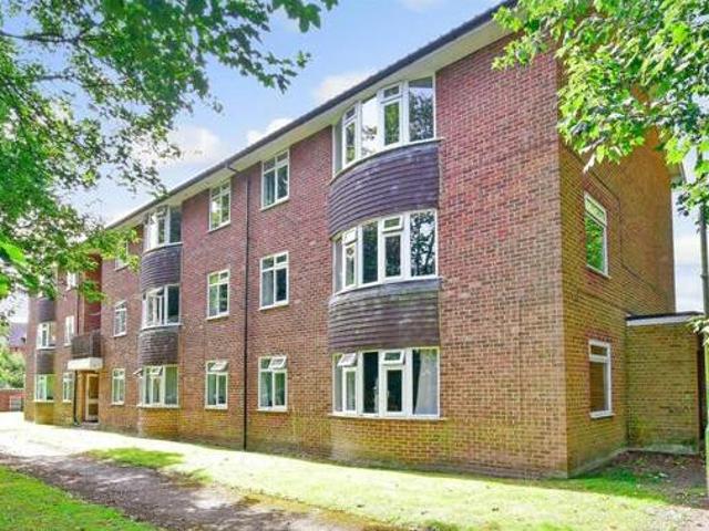 2 Bedroom Apartment For Sale In East Grinstead