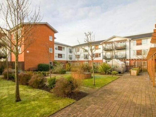 2 Bedroom Apartment For Sale In Ellesmere Port, Cheshire