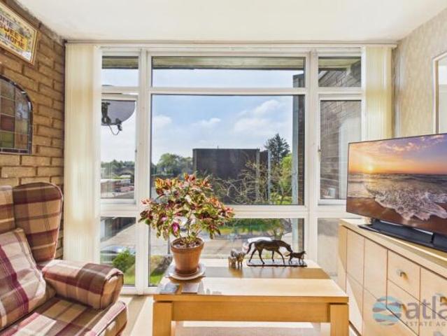 2 bedroom apartment for sale in Gorse Hey Court, Queens Drive, Stoneycroft, L13