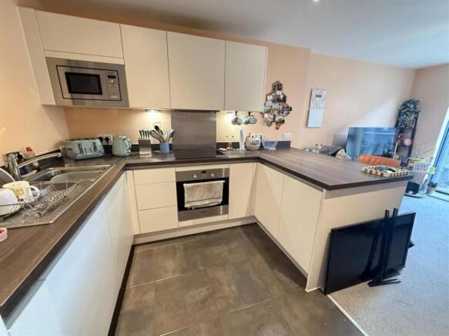 2 bedroom apartment for sale in Potato Wharf, Manchester, M3