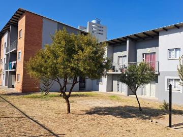 2 Bedroom Apartment for Sale in Raceway Park!