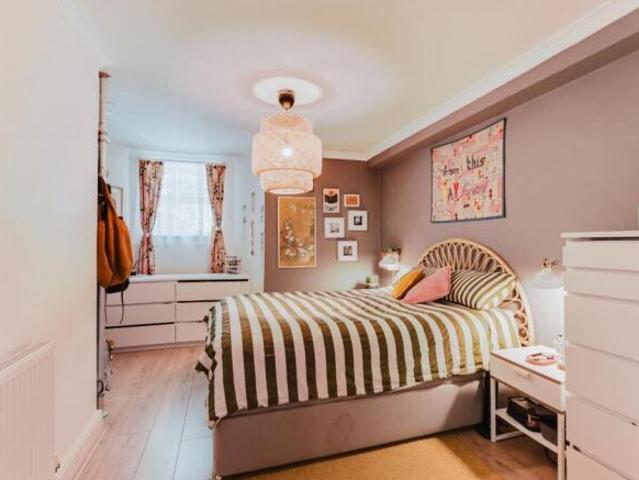 2 bedroom apartment for sale in Radford Road, Leamington Spa, CV31