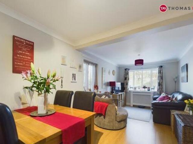 2 Bedroom Apartment For Sale In Royston, Hertfordshire