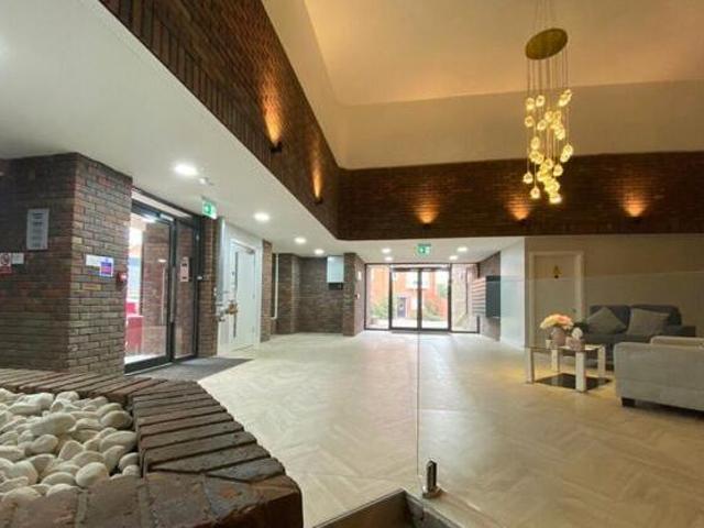 2 Bedroom Apartment For Sale In Salisbury, Wiltshire