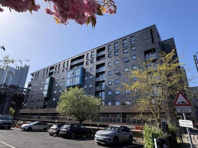2 bedroom apartment for sale in 37 Potato Wharf, Castlefield, M3