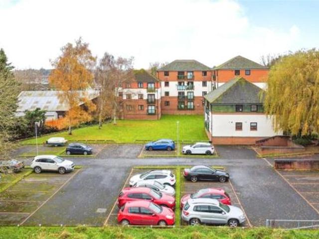 2 bedroom apartment for sale in The Causeway, Caversham, Reading, Berkshire, RG4