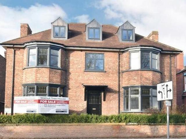 2 Bedroom Apartment For Sale In Walnut Tree House, South Parade