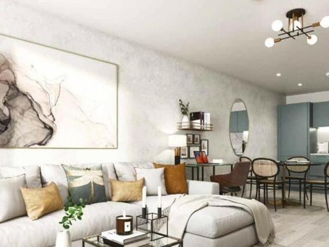 2 Bedroom Apartment For Sale In Watford, Hertfordshire