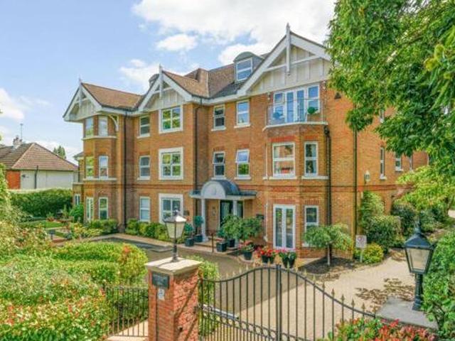 2 Bedroom Apartment For Sale In Weybridge