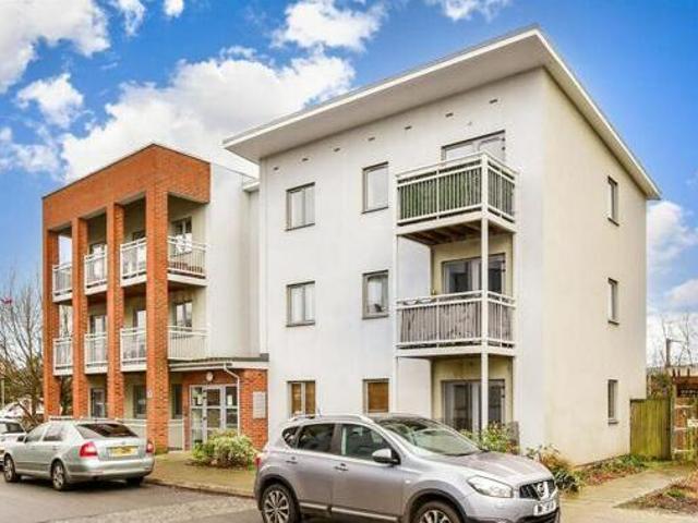 2 Bedroom Apartment For Sale In Willesborough, Ashford