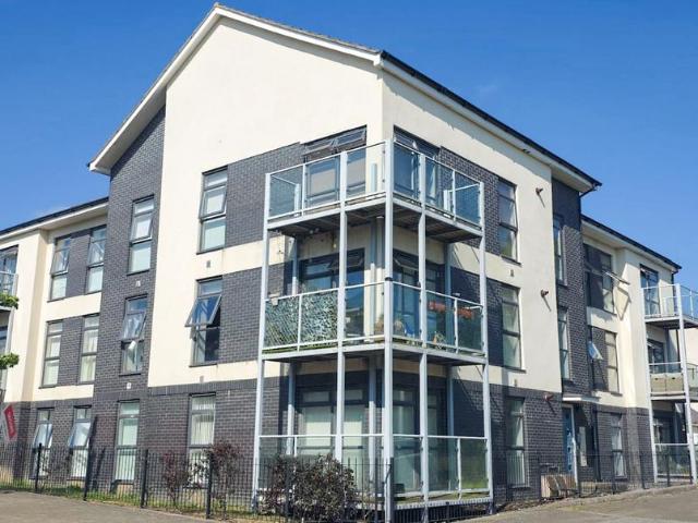2 bedroom apartment for sale