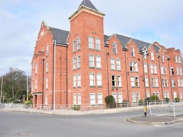 2 bedroom apartment for sale