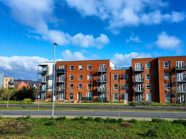 2 bedroom apartment for sale