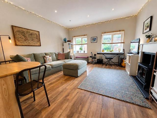 2 bedroom apartment for sale