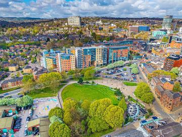 Sheffield, South Yorkshire, Midlands - Balcony