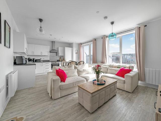 2 bedroom apartment for sale