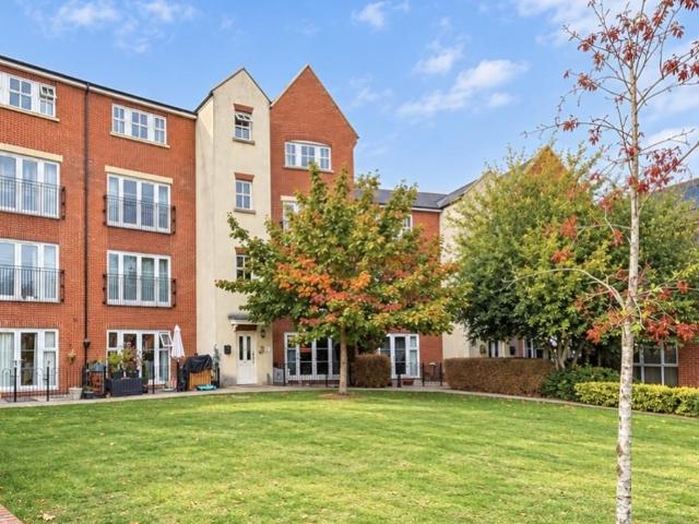 2 bedroom apartment for sale