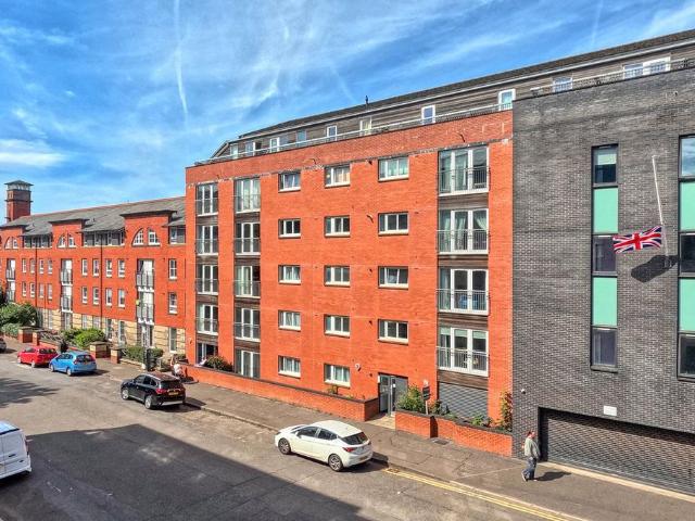 2 bedroom apartment for sale