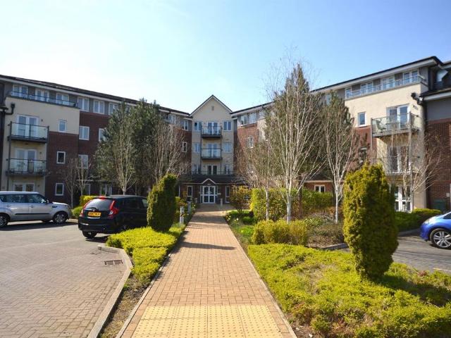 2 bedroom apartment for sale