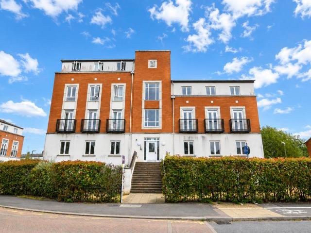 2 bedroom apartment for sale