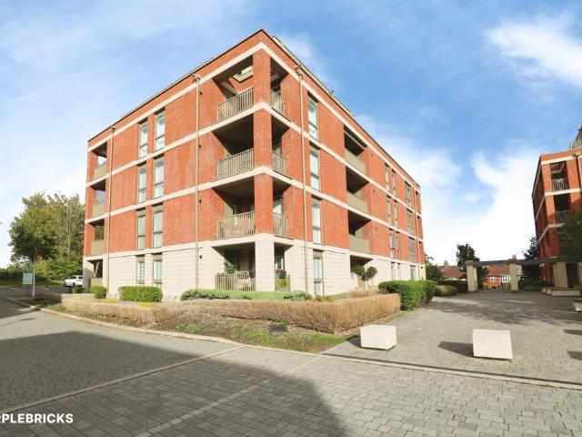 2 bedroom apartment for sale