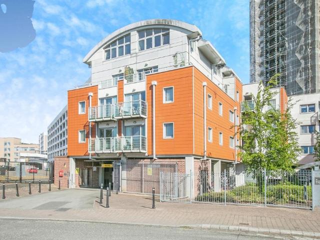 2 bedroom apartment for sale