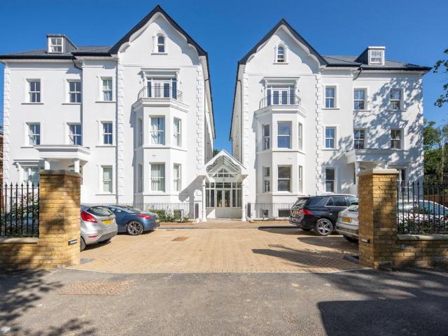2 bedroom apartment for sale