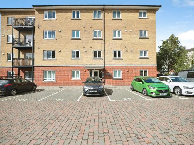2 bedroom apartment for sale