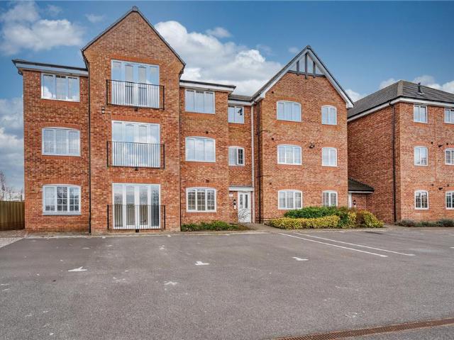 2 bedroom apartment for sale
