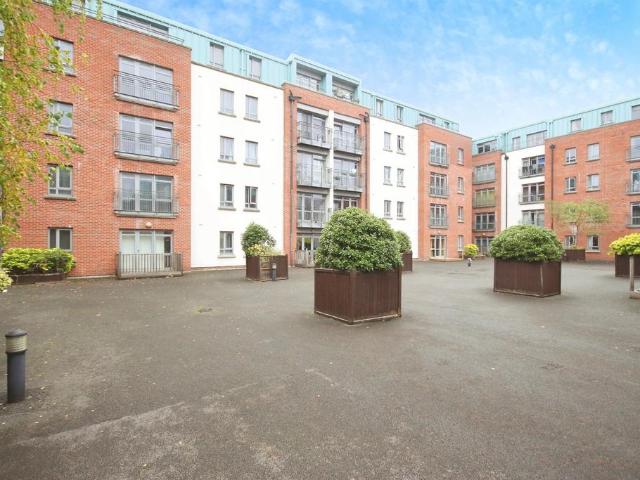 2 bedroom apartment for sale