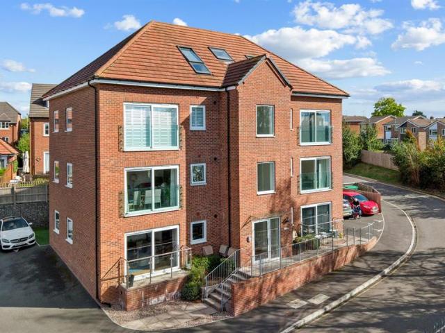 2 bedroom apartment for sale