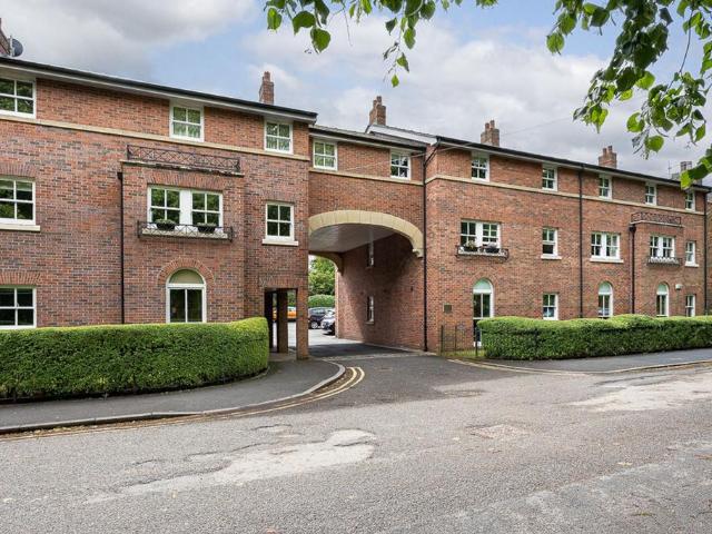 2 bedroom apartment for sale
