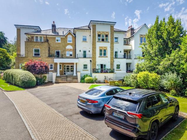 2 bedroom apartment for sale