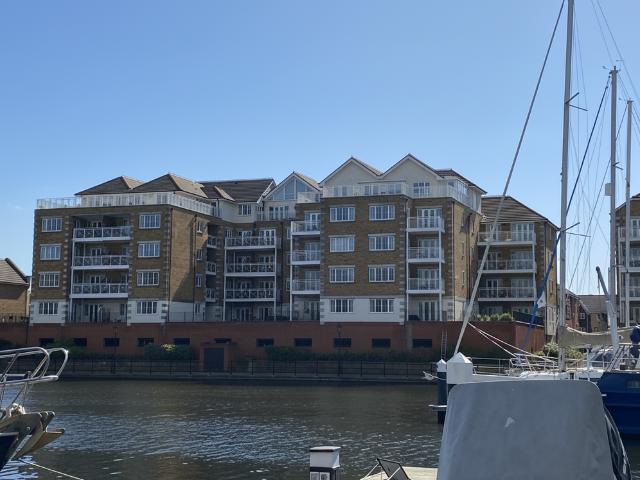 2 bedroom apartment for sale