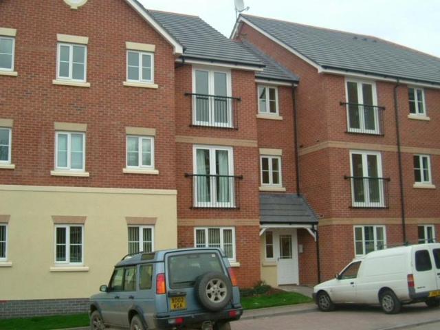2 bedroom apartment for sale