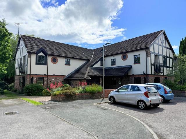 2 bedroom apartment for sale