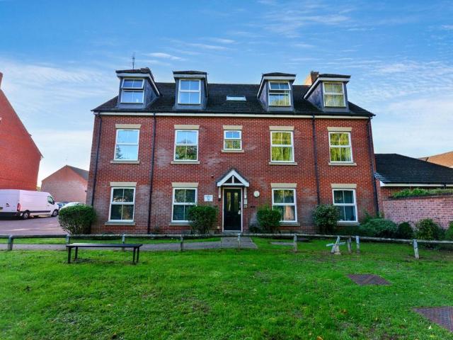 2 bedroom apartment for sale