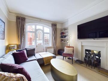2 bedroom apartment for sale